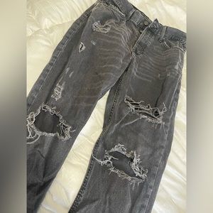 Forever 21 distressed size 27 high waisted jeans